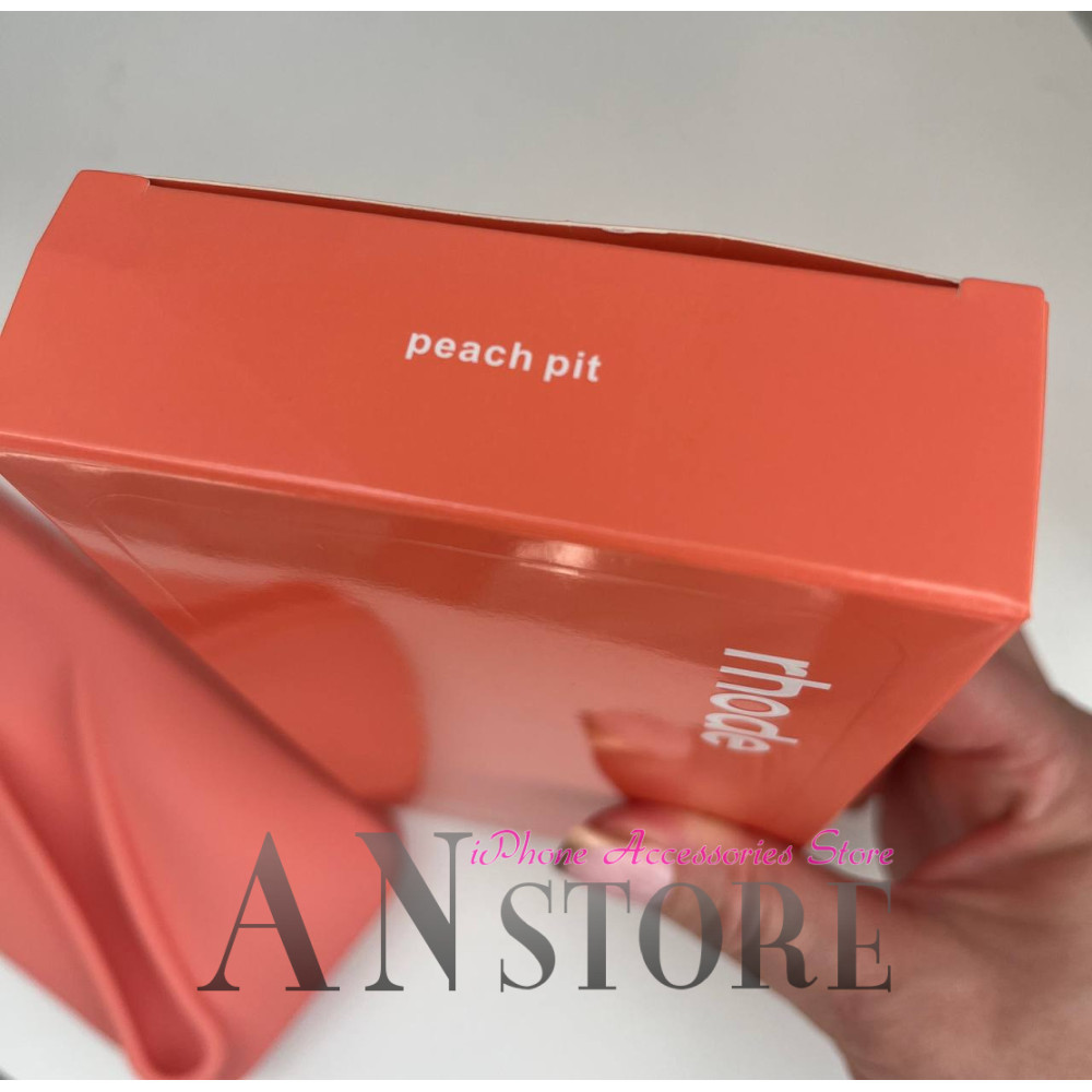 Помаранчевий літній чохол rhode Peach Pit на iPhone 16 pro